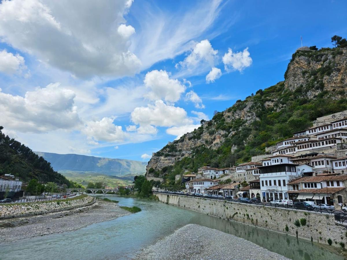 Guesthouse Iljaz Berat Dış mekan fotoğraf