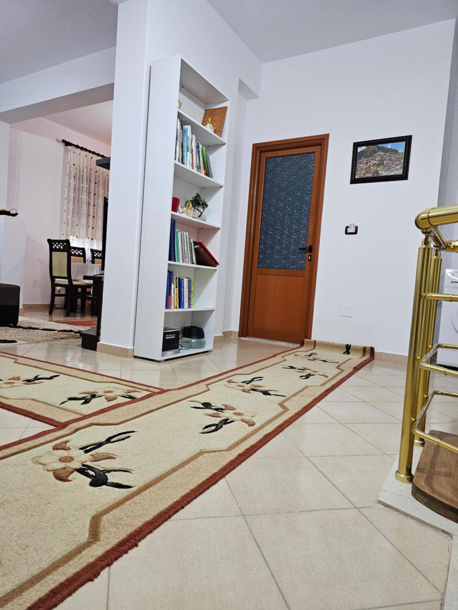 Guesthouse Iljaz Berat Dış mekan fotoğraf